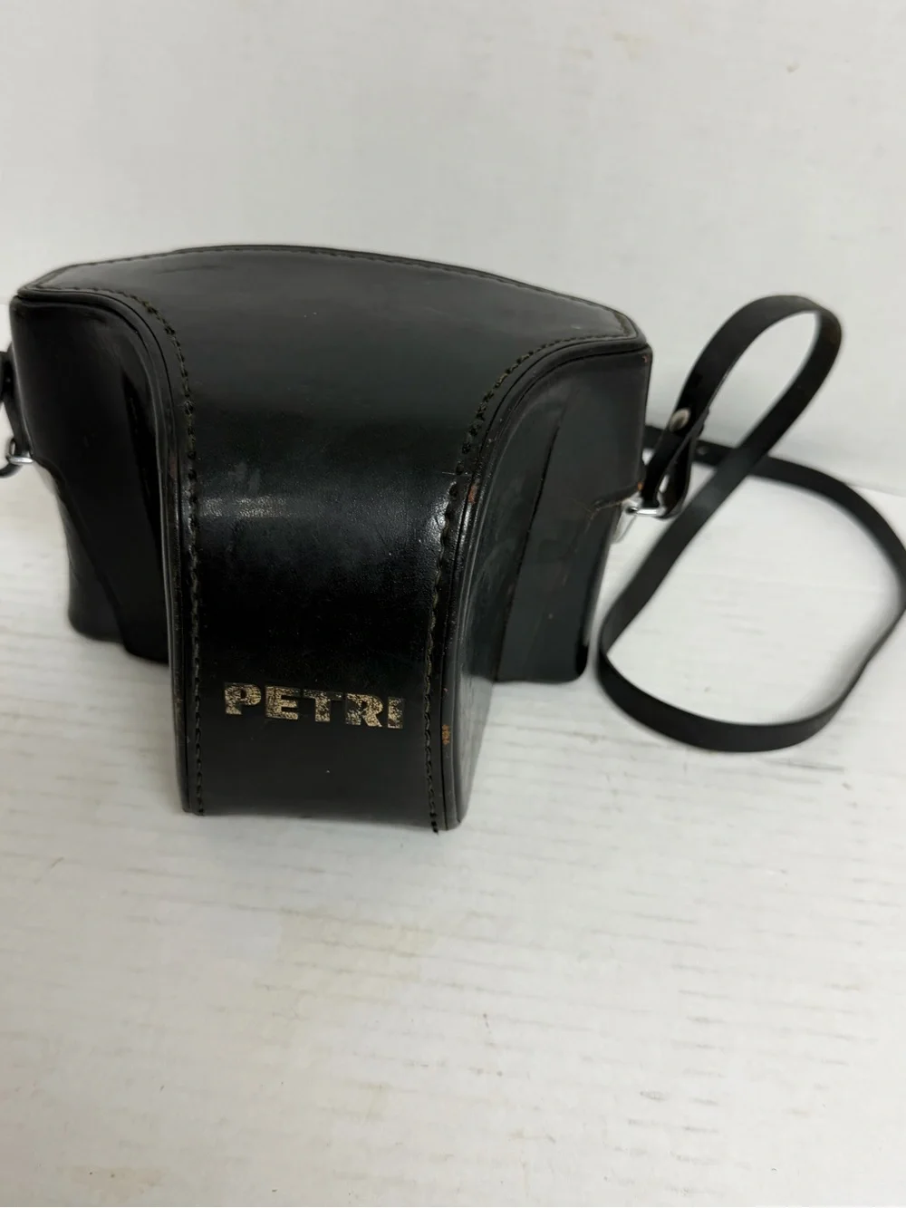 Vintage  Petri Flex V SLR Camera w/ Petri 55mm F2 Lens CC lens UNTESTED AS IS